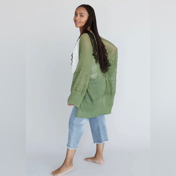 Olivia Green Knit Netted Cardigan EUC - Picture 4 of 8